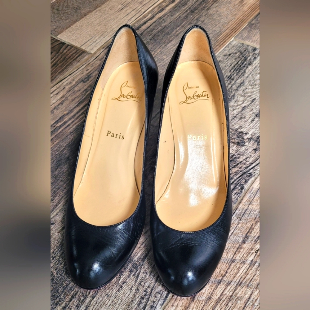 Christian Louboutin Simple Pump Black Leather 70mm Heel 38.5 